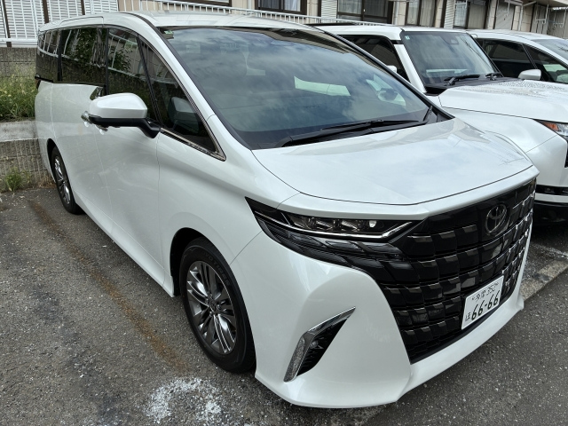 TOYOTA ALPHARD 2025