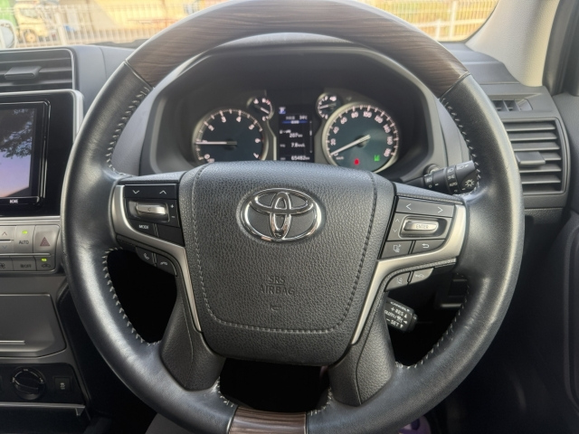 TOYOTA LAND CRUISER PRADO 2018