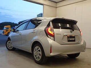 TOYOTA AQUA 2018