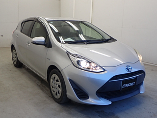 TOYOTA AQUA 2018