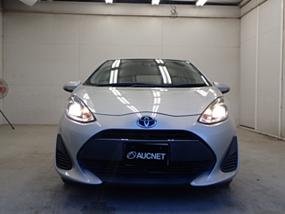 TOYOTA AQUA 2018