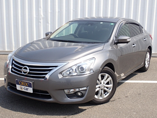 NISSAN TEANA 2020