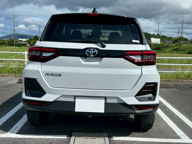 TOYOTA RAIZE 2025