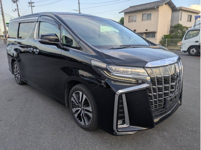 TOYOTA ALPHARD 2018