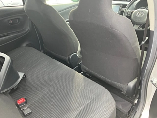 TOYOTA VITZ 2019