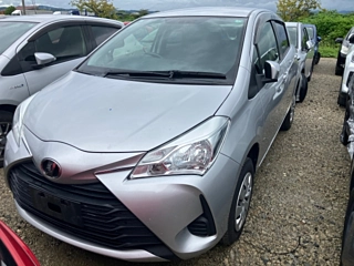 TOYOTA VITZ 2019