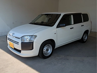 TOYOTA SUCCEED 2017