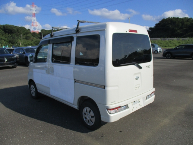 DAIHATSU HIJET VAN 2019