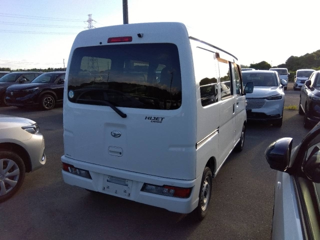 DAIHATSU HIJET VAN 2020