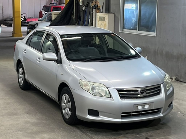 TOYOTA COROLLA AXIO 2010