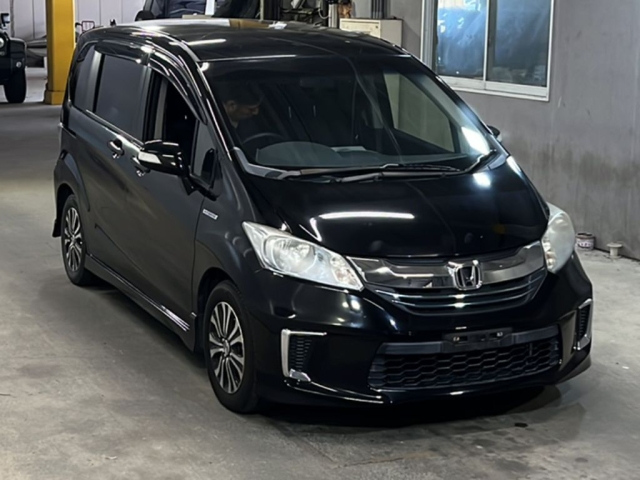 HONDA FREED 2015