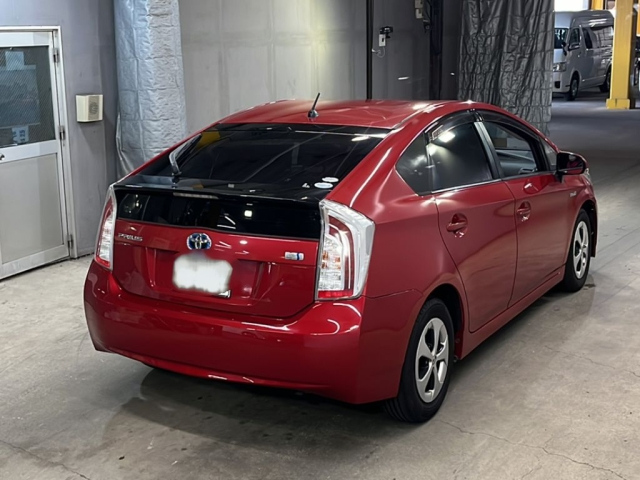 TOYOTA PRIUS 2012