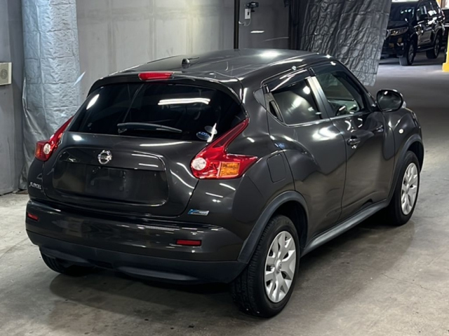 NISSAN JUKE 2012