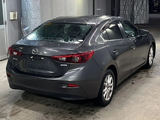 MAZDA AXELA 2016