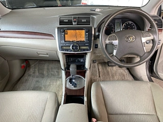 TOYOTA PREMIO 2010