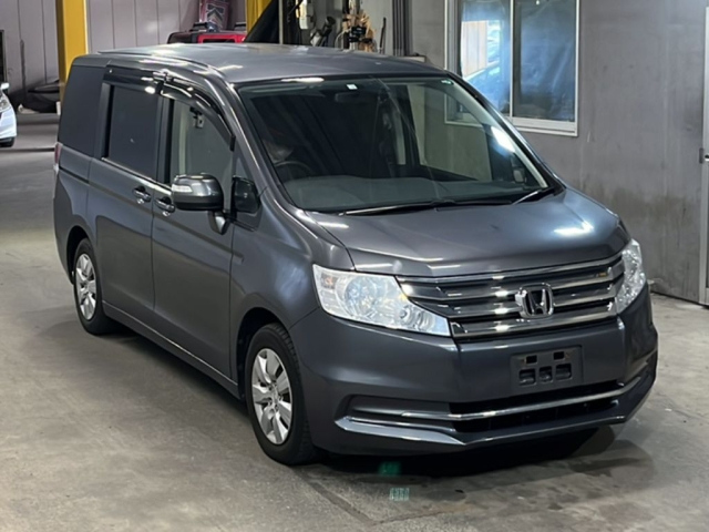 HONDA STEP WAGON 2012