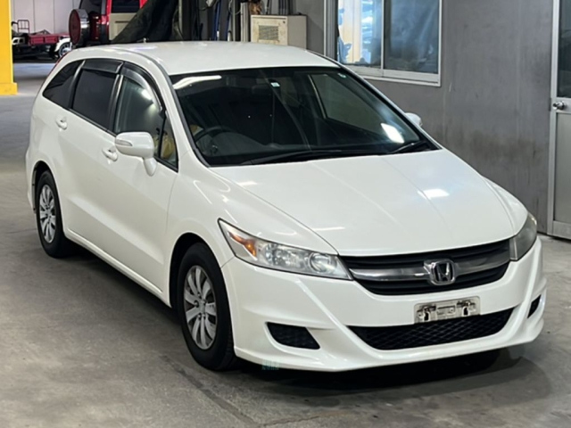 HONDA STREAM 2011