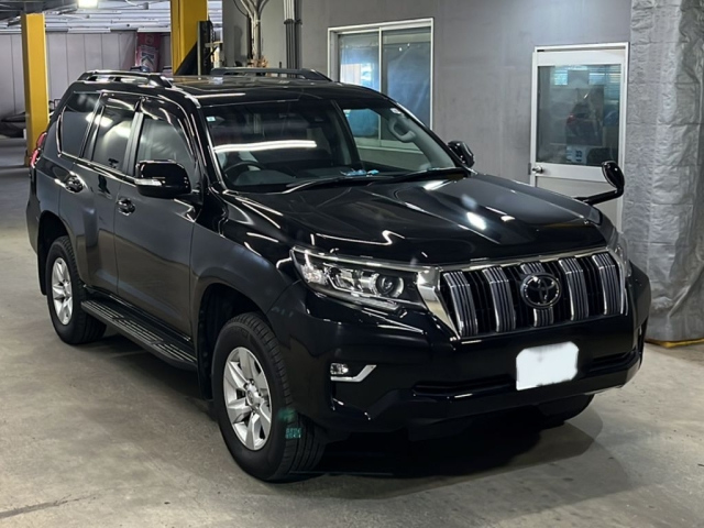TOYOTA LAND CRUISER PRADO 2023