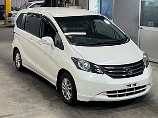 HONDA FREED 2011