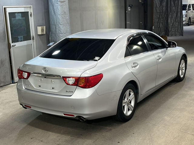 TOYOTA MARK X 2012