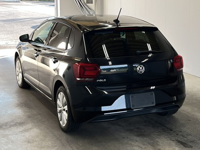 VOLKSWAGEN POLO 2018