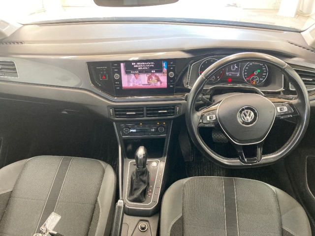 VOLKSWAGEN POLO 2018
