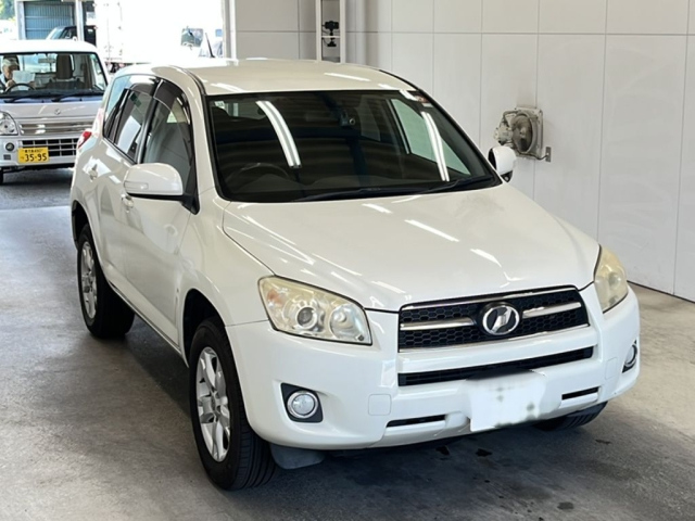 TOYOTA RAV4 2010