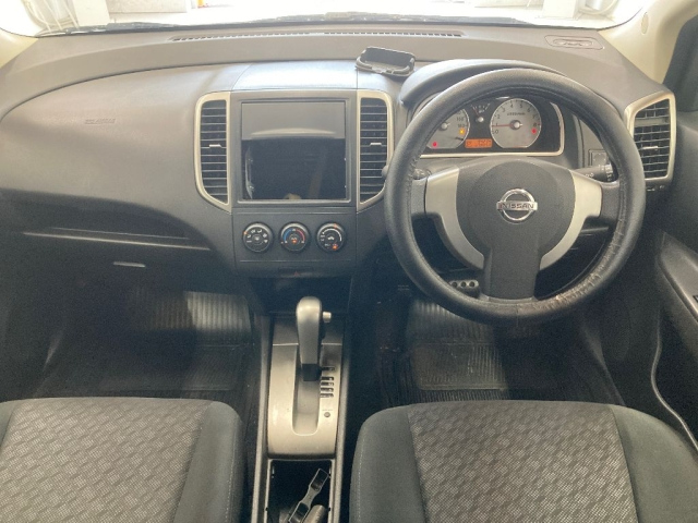 NISSAN WINGROAD 2011
