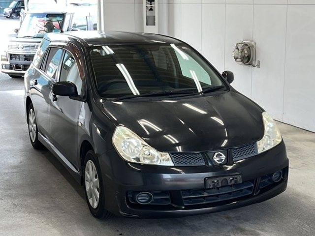 NISSAN WINGROAD 2011