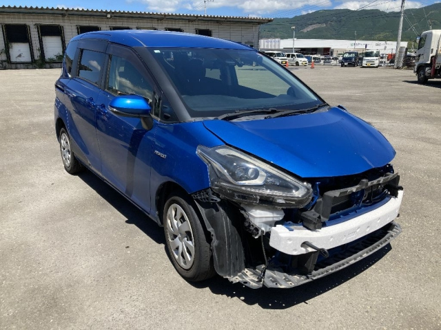 TOYOTA SIENTA 2016