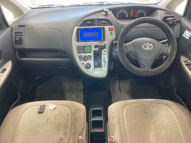 TOYOTA RACTIS 2008