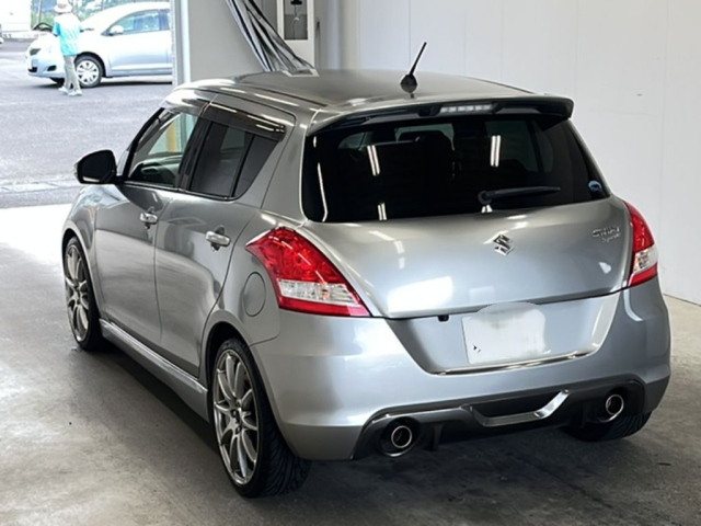 SUZUKI SWIFT 2013
