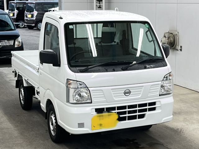 NISSAN CLIPPER TRUCK 2024