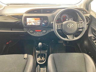 TOYOTA VITZ 2018