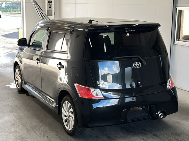 TOYOTA BB 2008