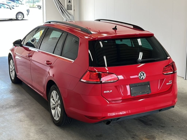 VOLKSWAGEN GOLF VARIANT 2014