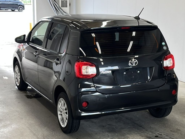TOYOTA PASSO 2016