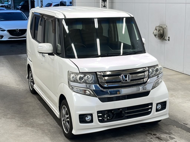 HONDA N BOX 2015