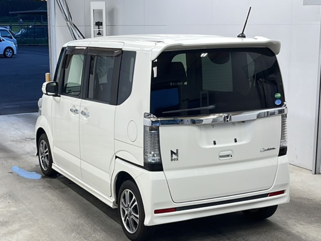 HONDA N BOX 2015