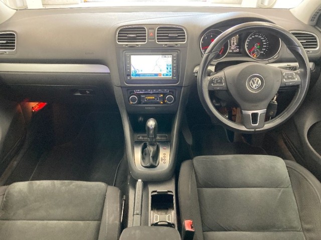 VOLKSWAGEN GOLF 2012