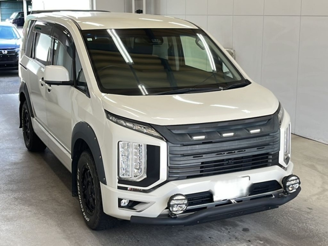 MITSUBISHI DELICA D5 2021