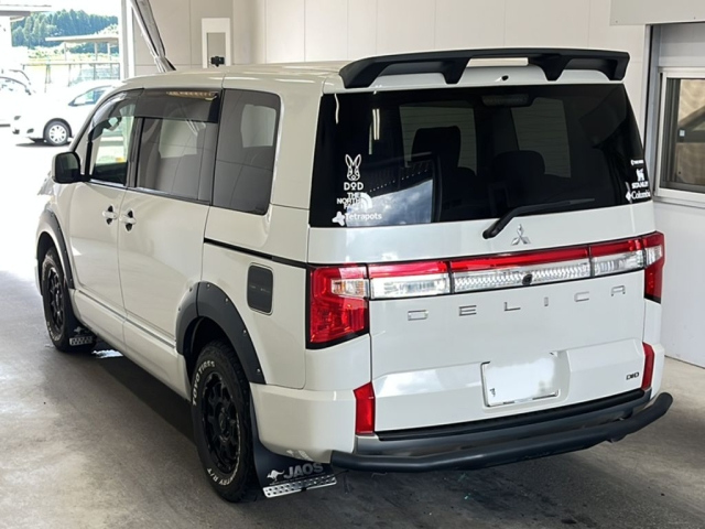 MITSUBISHI DELICA D5 2021