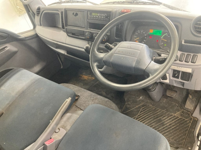 MITSUBISHI CANTER 2013