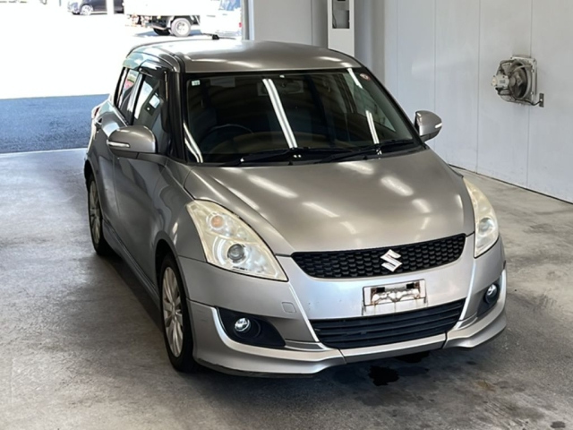 SUZUKI SWIFT 2012