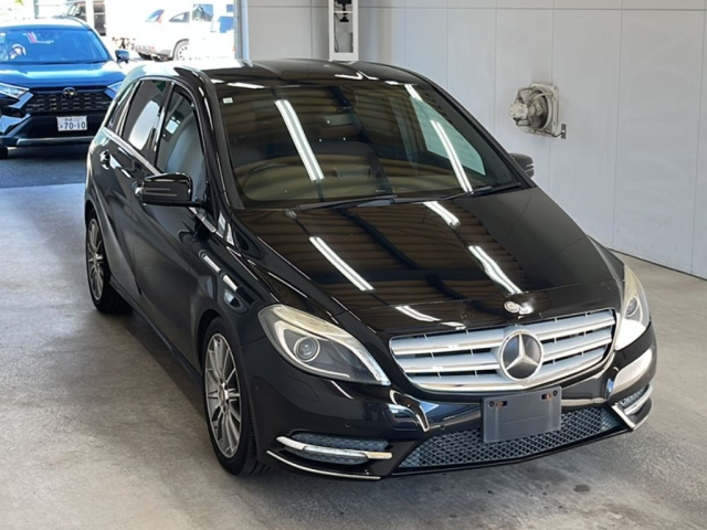 MERCEDES BENZ B CLASS 2012