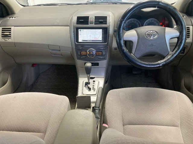 TOYOTA COROLLA AXIO 2011