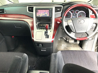 TOYOTA VELLFIRE 2008