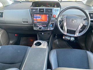 TOYOTA PRIUS ALPHA 2014