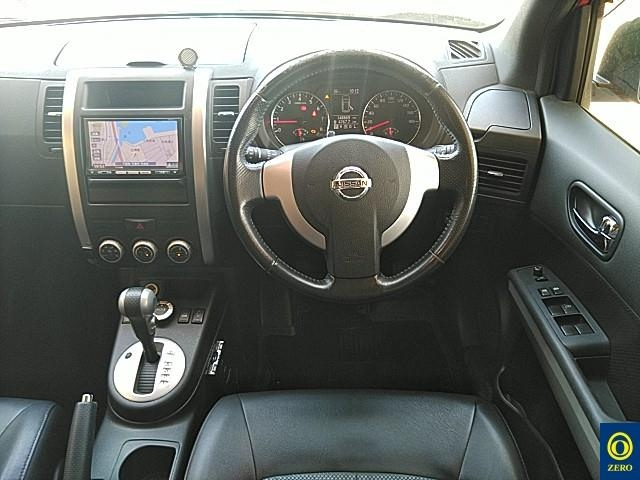 NISSAN X-TRAIL 2011