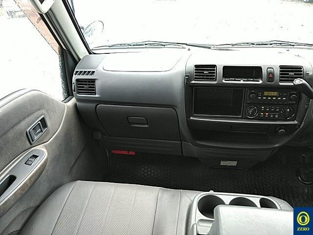 MAZDA BONGO VAN 2011
